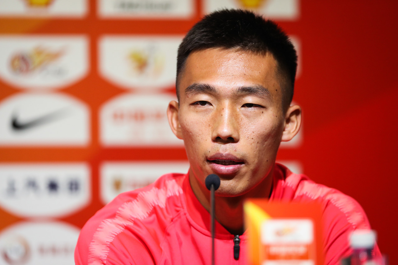  東體：劉小龍已前往西海岸報到 大連方面一直對劉祝潤、賀慣有意