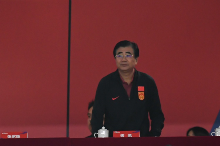  北青體育：宋凱、許基仁探班U20國青，將全程陪伴征戰(zhàn)U20亞洲杯